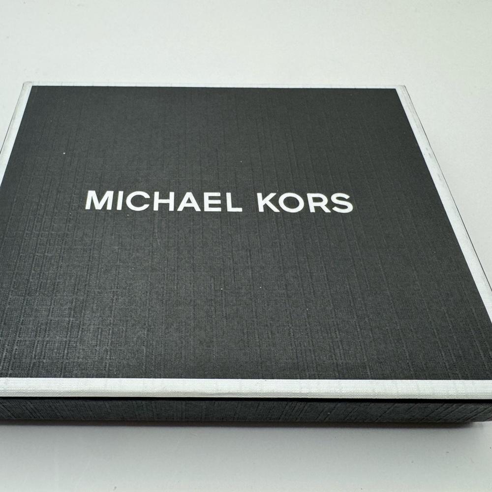 Michael Kors Jet Set Men’s Billfold, new